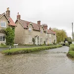 Harwood Cottage